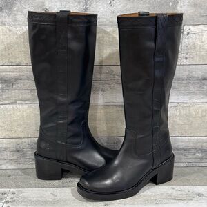 FRYE Kate Block Heel Women’s Boot In Banana - Size - 7BD